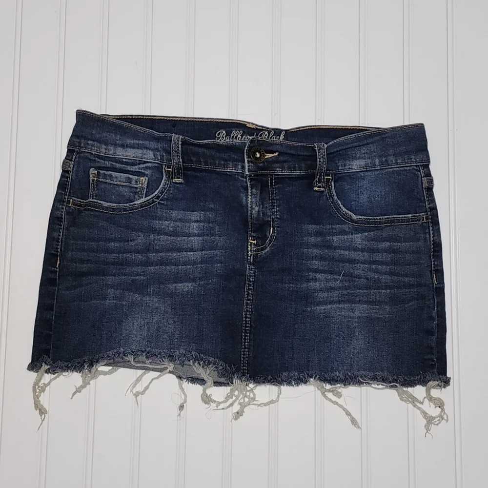 Bullhead Distressed Mini Jean Skirt Size 7